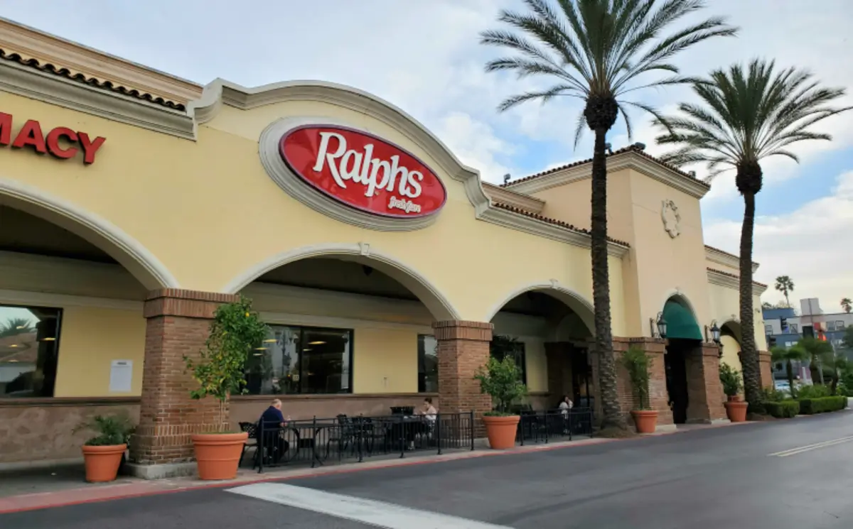 does Ralphs do Money Orders