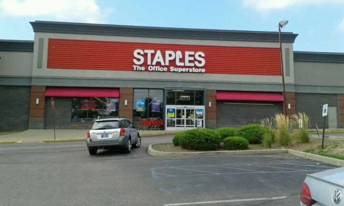 does Staples sell Money Orders