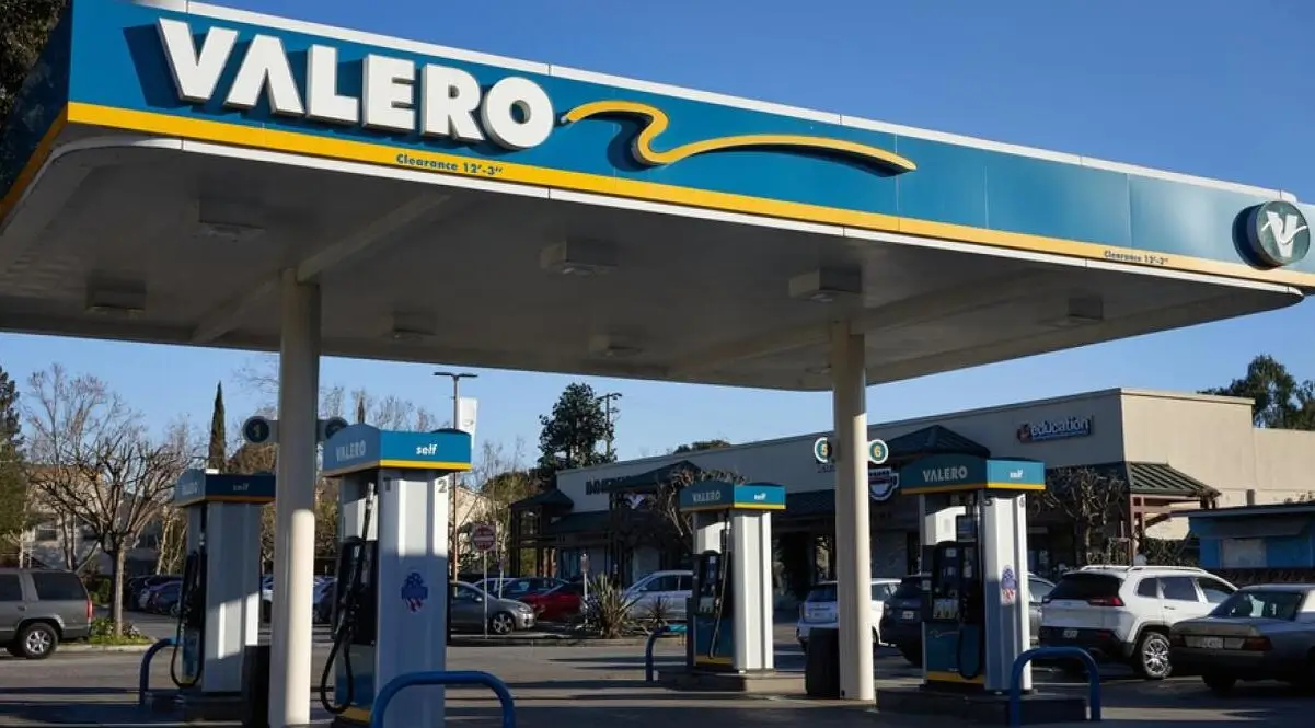 does Valero do Money Orders